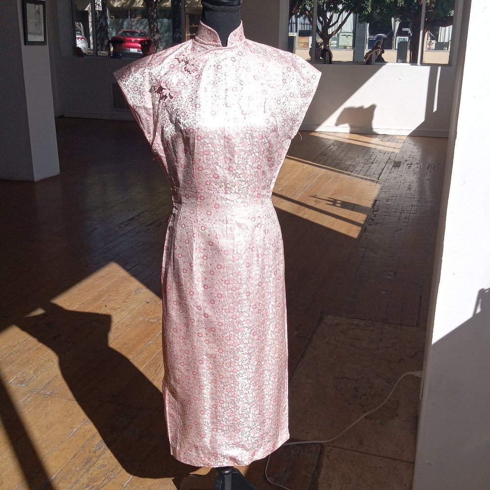 Handcrafted two-tone pink floral satin Sheen dress - Picture 1 of 13